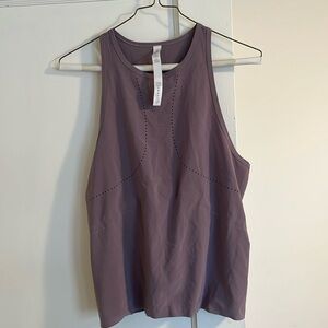 Lululemonn purple tank